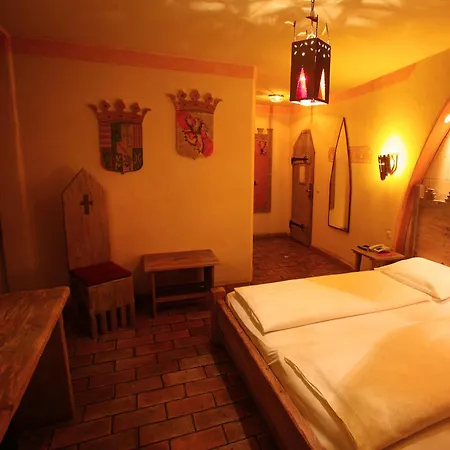 4-sterne Burghotel Castillo Alcazar, Europa-park Erlebnis-resort 4* 鲁斯特