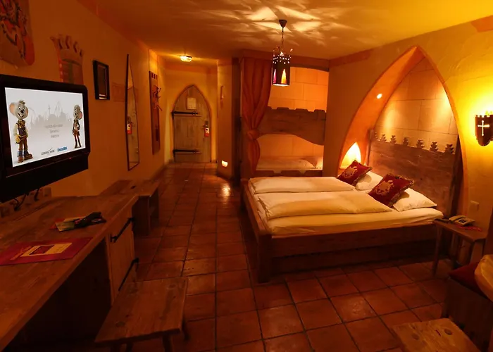 Hotel 4-sterne Burghotel Castillo Alcazar, Europa-park Erlebnis-resort